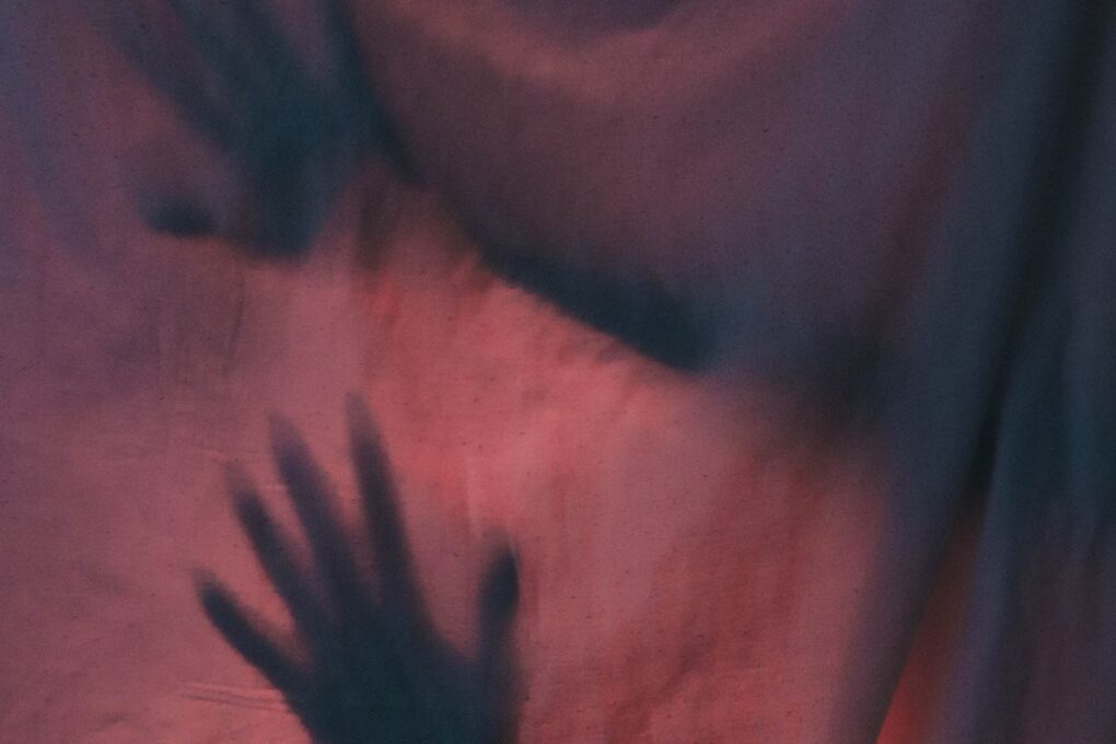decorative ghosty hands